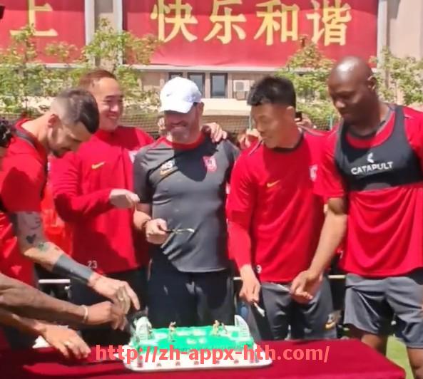 华体会hth官方网站下载-德甲历届冠军球队名单及夺冠背后的战术演变