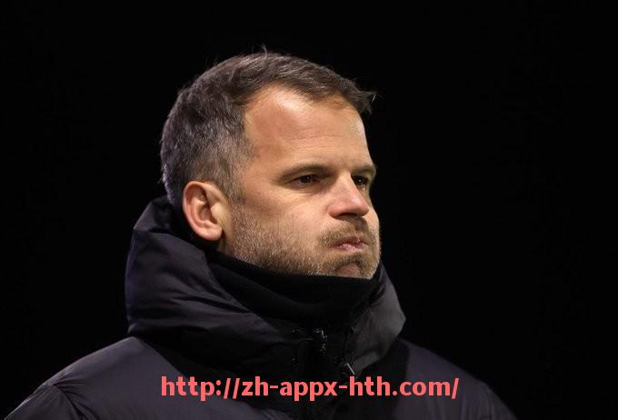 华体会hth官方网站下载-世俱杯比赛中球员换位跑动配合数据统计与战术影响