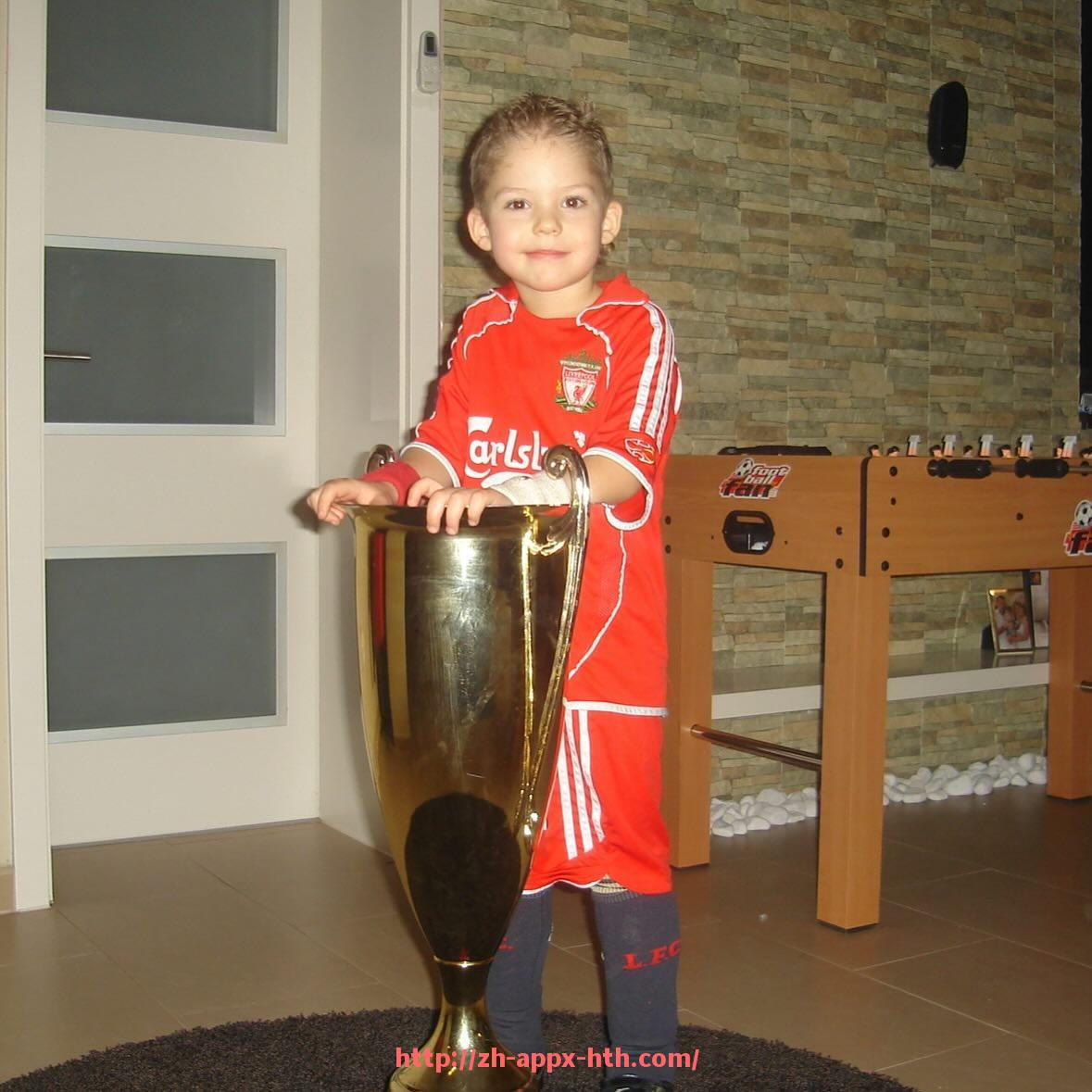 华体会hth官方网站下载-阿根廷籍球员在英超赛场的代表性人物与数据